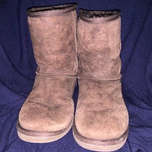 Chocolate Brown UGGS